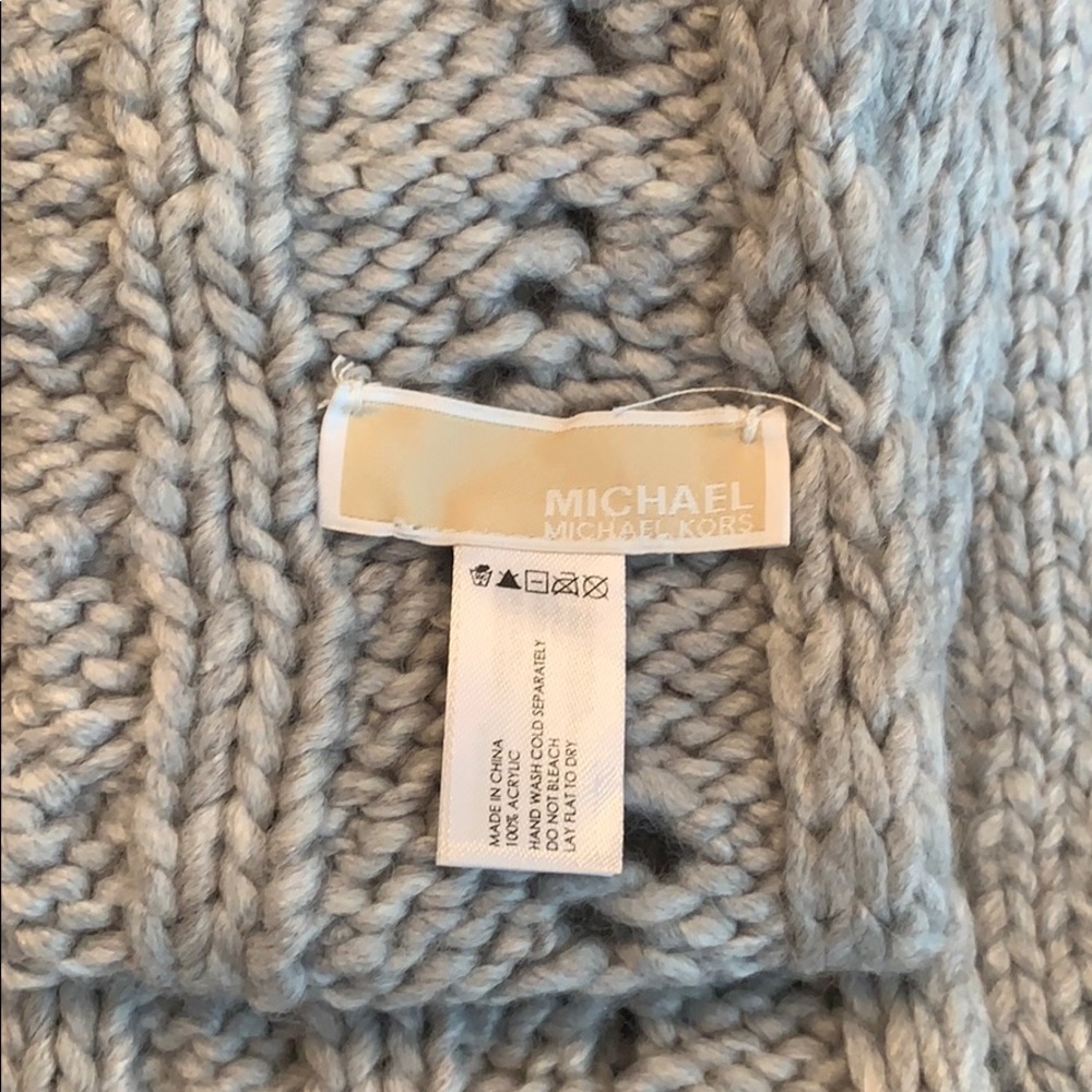 Michael Kors Cable Knit Infinity Scarf - Picture 2 of 3